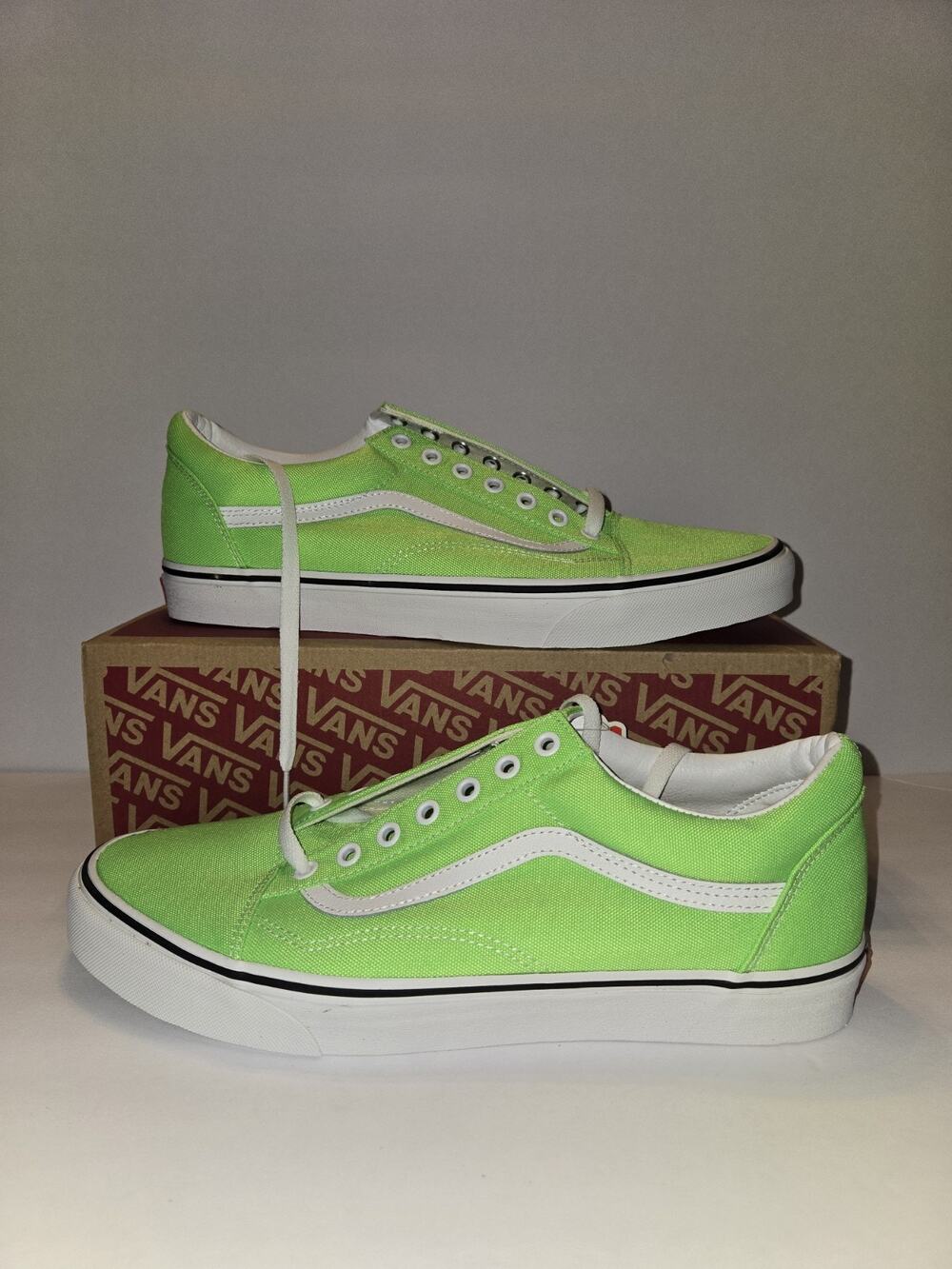 NWT Vans Old Skool Neon Green Gecko Sneakers US Mens Size 12